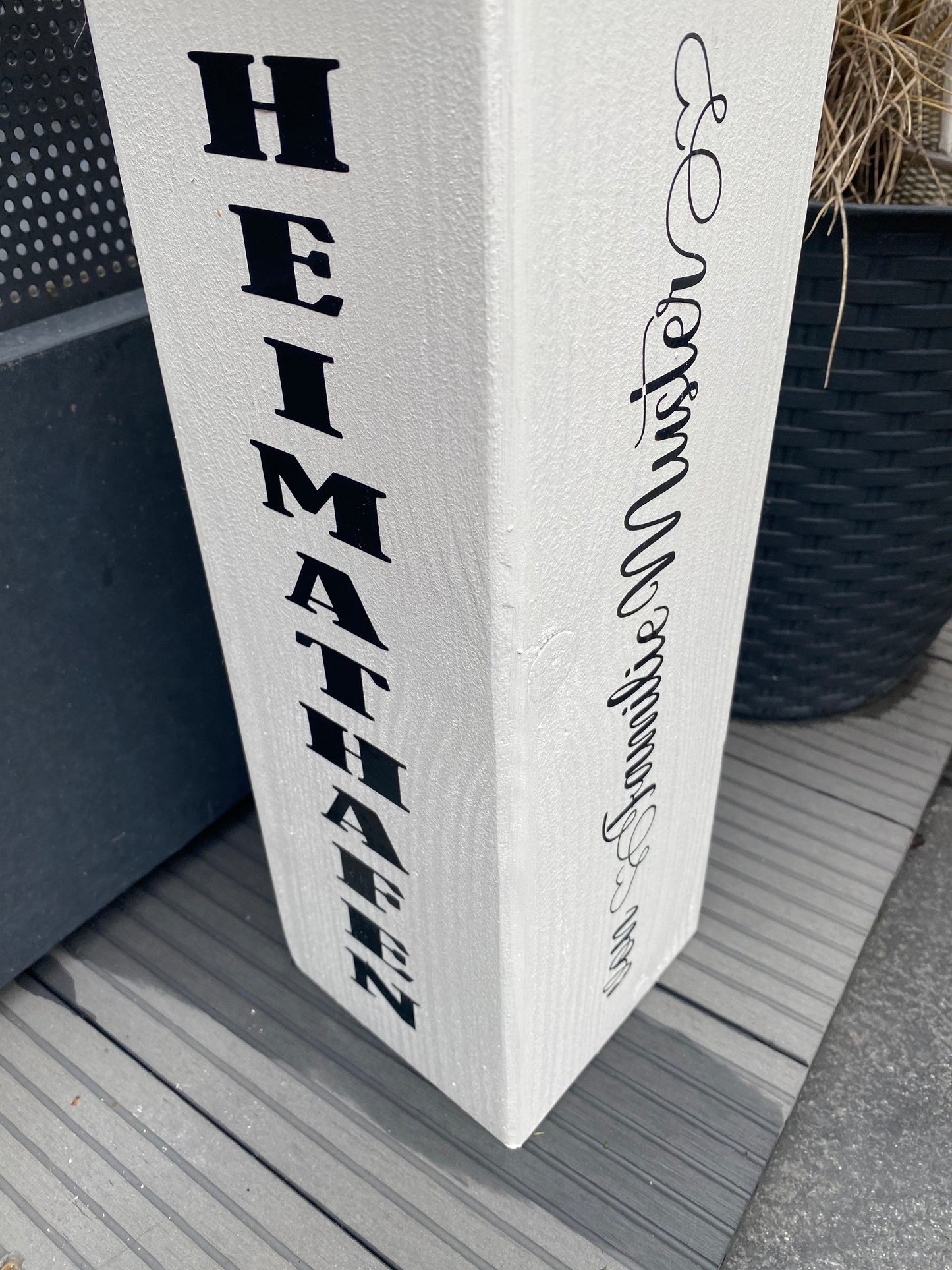 Willkommen Holzsäule 70 cm – personalisierbar mit Namen/Koordinaten usw. | Maritime Gartendeko, Geschenk Hochzeit & Einzug, Dekosäule