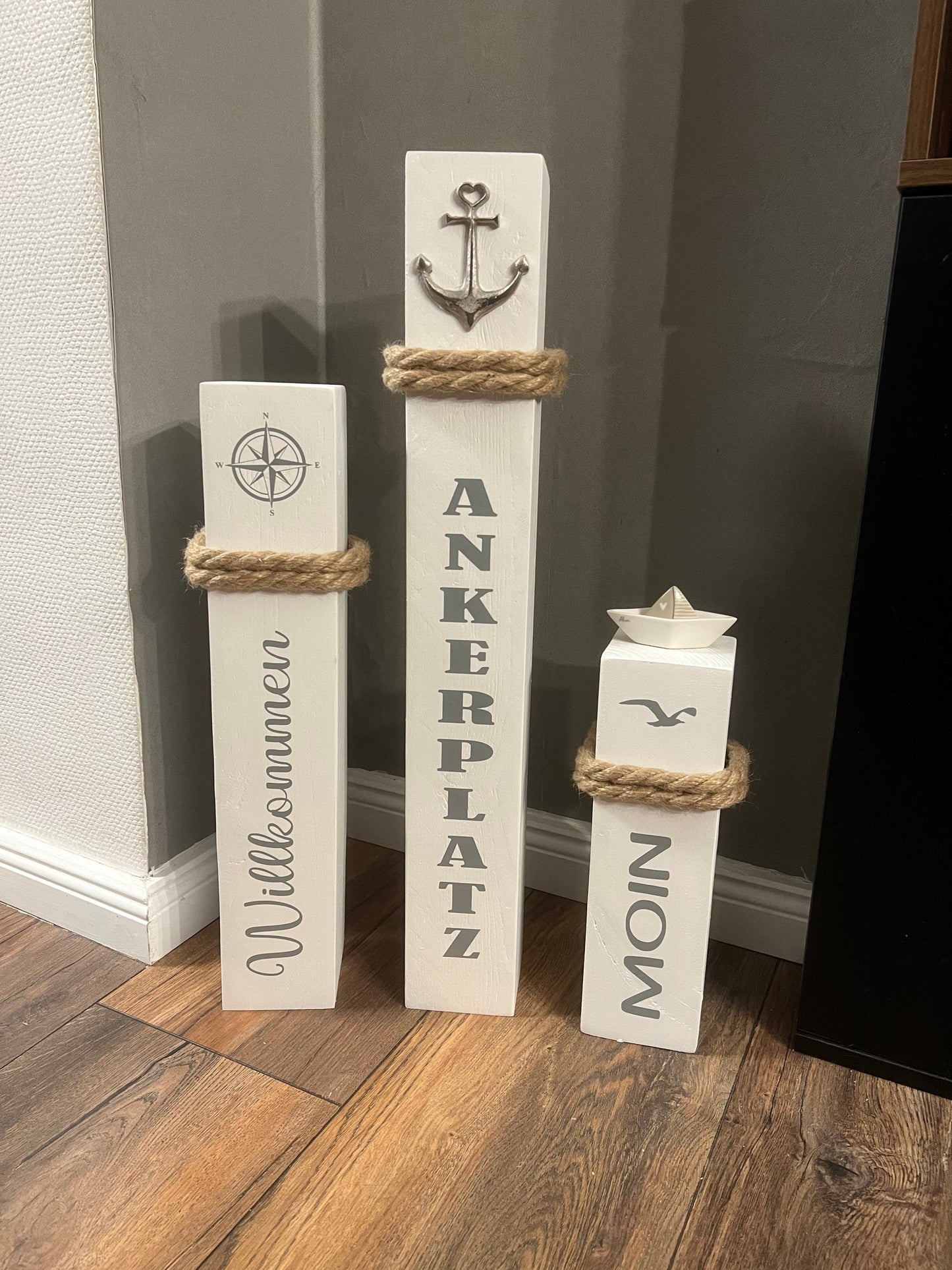 3er Set Marine Anker Poller – Maritime Holzsäulen 65/50/35 cm | Küstenstil Gartendeko Set