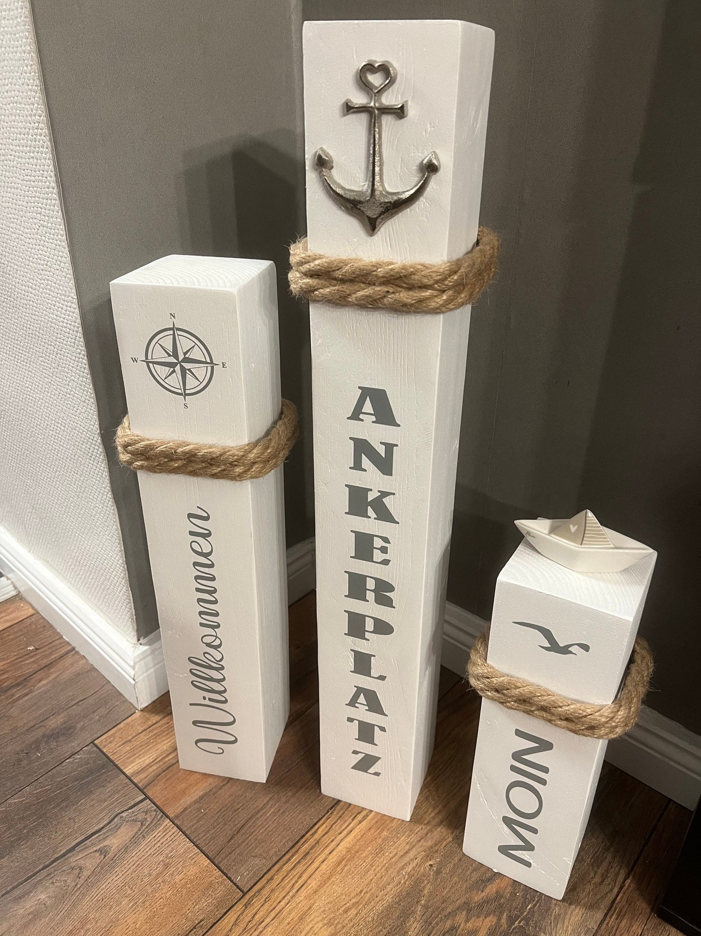 3er Set Marine Anker Poller – Maritime Holzsäulen 65/50/35 cm | Küstenstil Gartendeko Set
