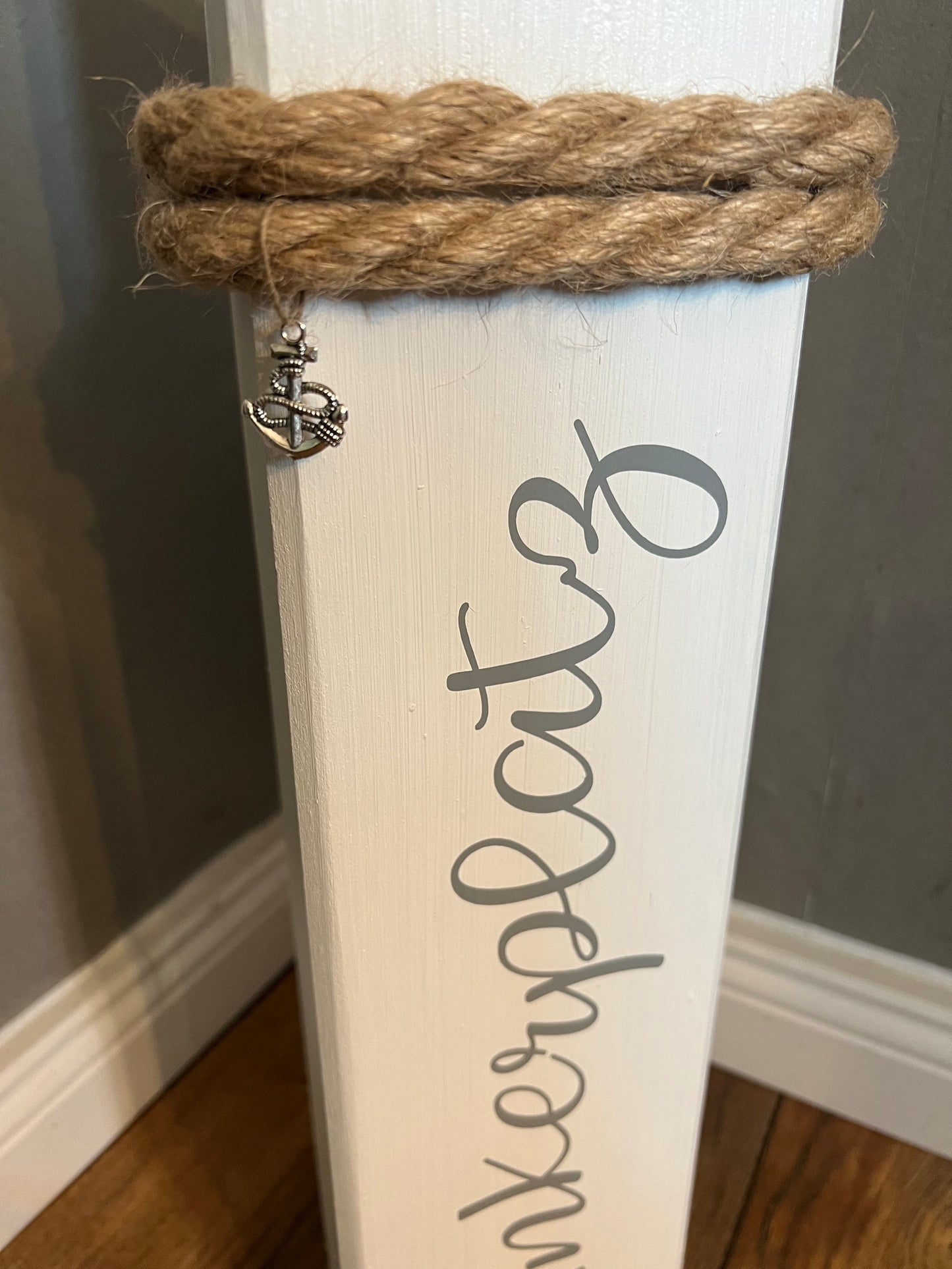 Maritime Wooden Bollard Compass 50 cm – Decorative Column with Anchor & Compass | Gift Idea for Wedding, Housewarming and Coastal Style