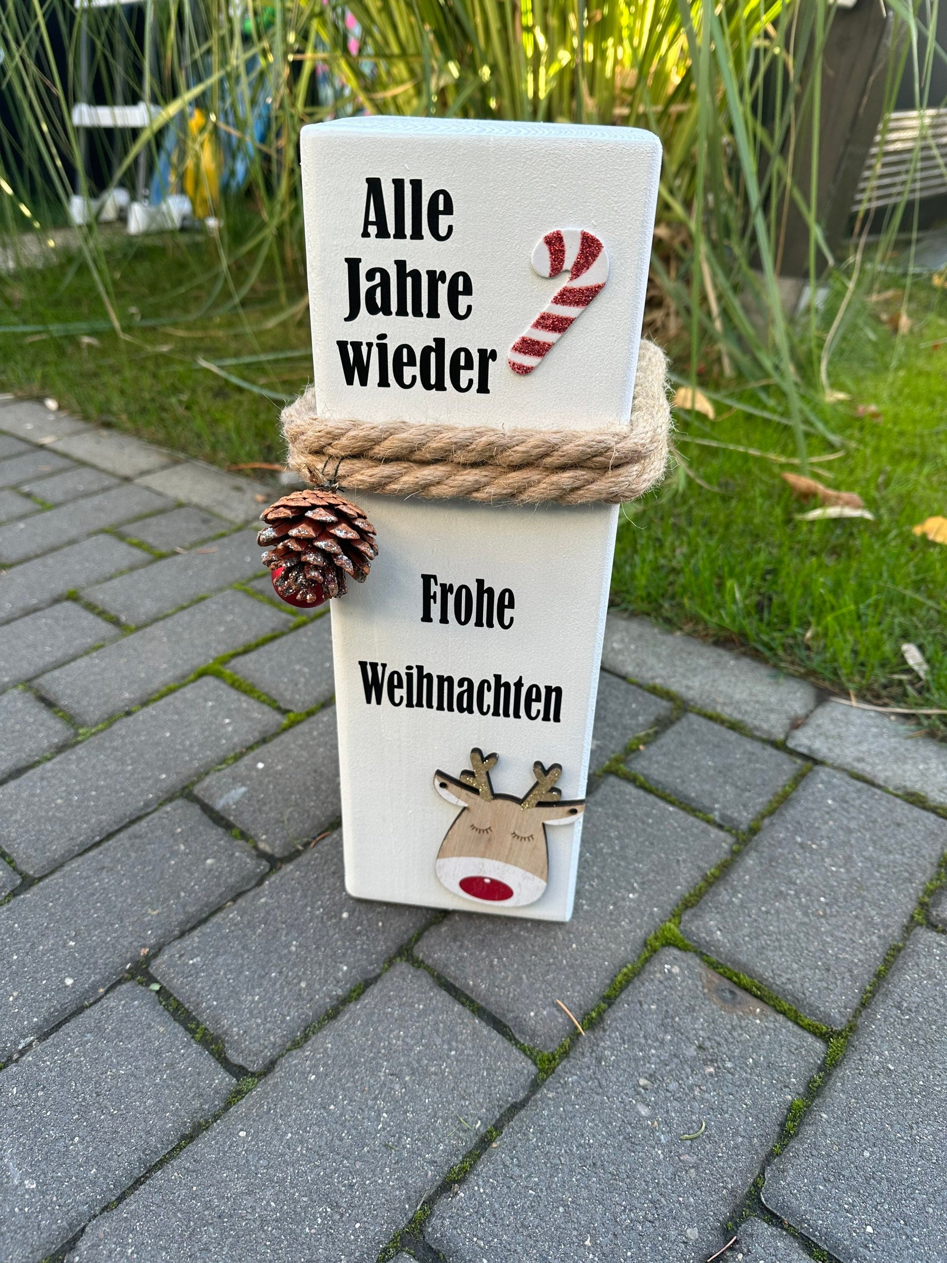 Weihnachtlicher Holzpoller ‚Christkind Säule‘ – Rustikale Weihnachtsdeko 27 cm | Festliche Säule für Haus & Garten“