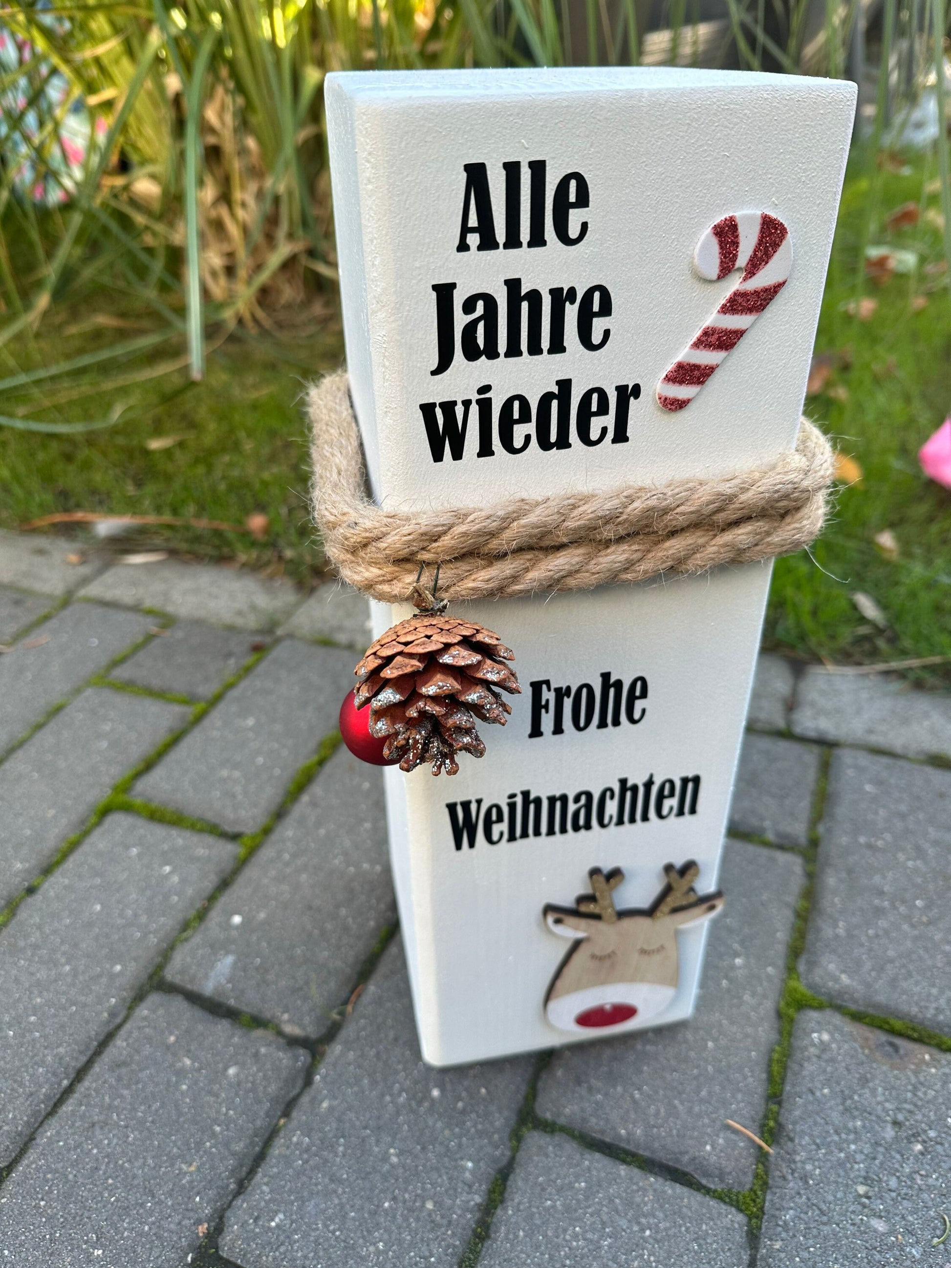 Weihnachtlicher Holzpoller ‚Christkind Säule‘ – Rustikale Weihnachtsdeko 27 cm | Festliche Säule für Haus & Garten“