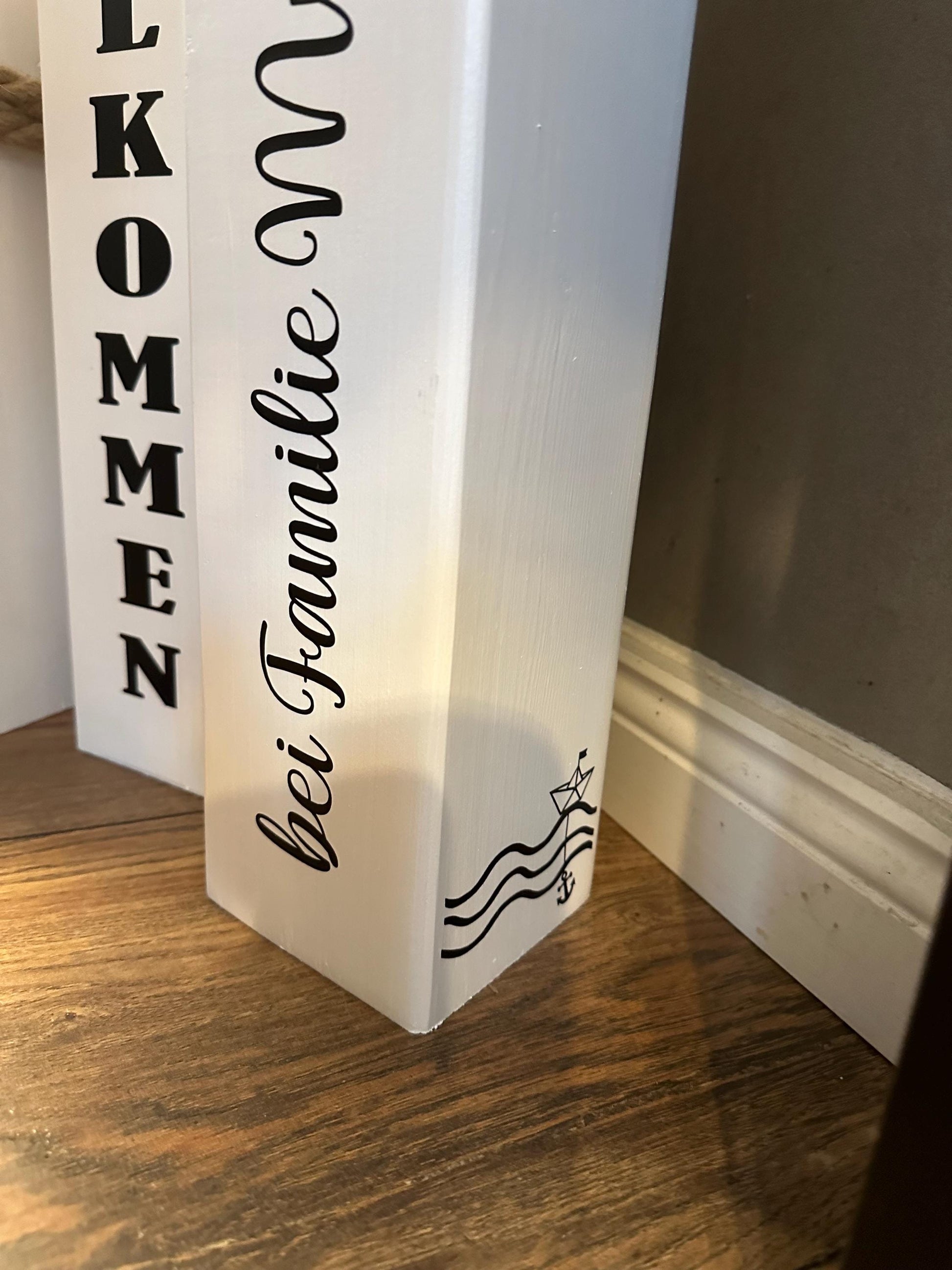 Personalisierte Holzsäulen mit Ihrem Namen oder Wunschtext, individuell Heimathafen Lieblingsinsel Koordinaten Hochzeit Anker