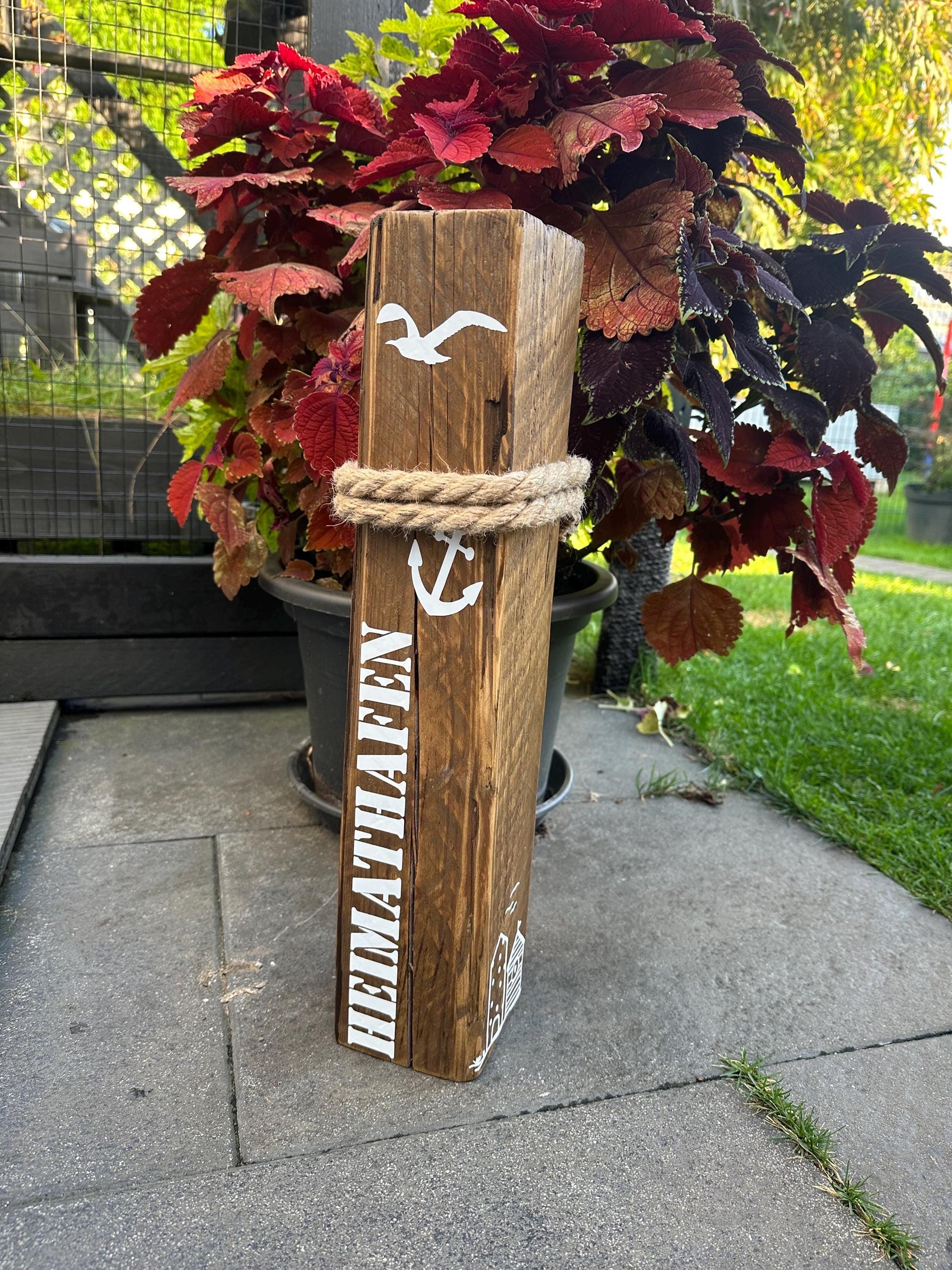 Coastal Column Stand Rustic Nautical Dock Piling with Rope Welcome Bollard Beach Themed Garden Pillar Entry Home Decor Maritime Gifts