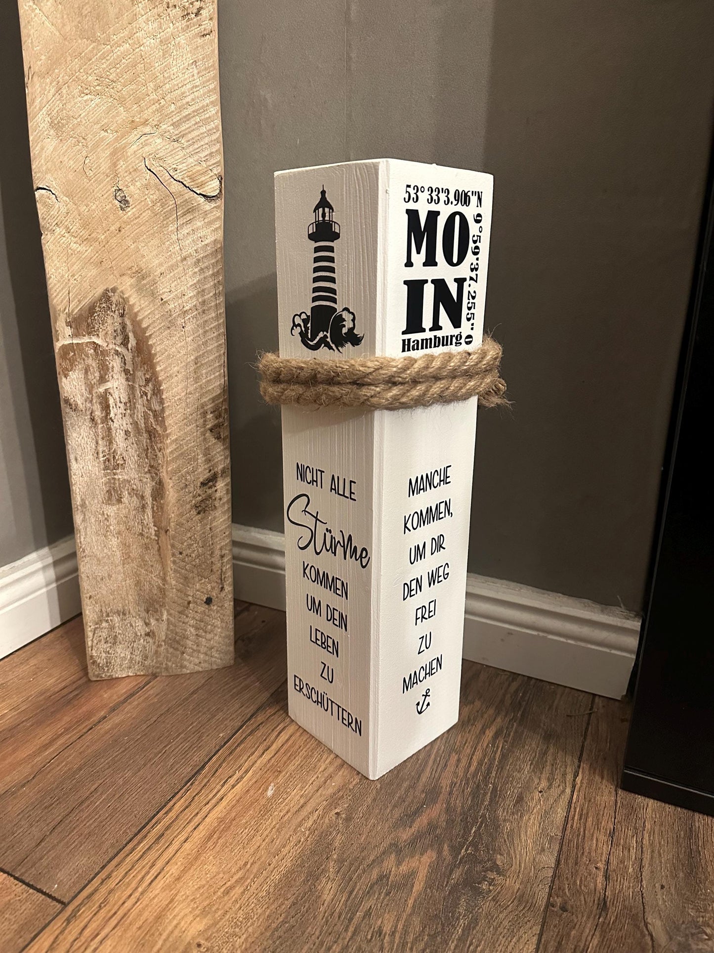 Personalisierter Homeport Poller 40-60 cm – Holzpoller mit Stadt & Koordinaten | Geschenk Einzug, Hochzeit, maritime Hausdeko