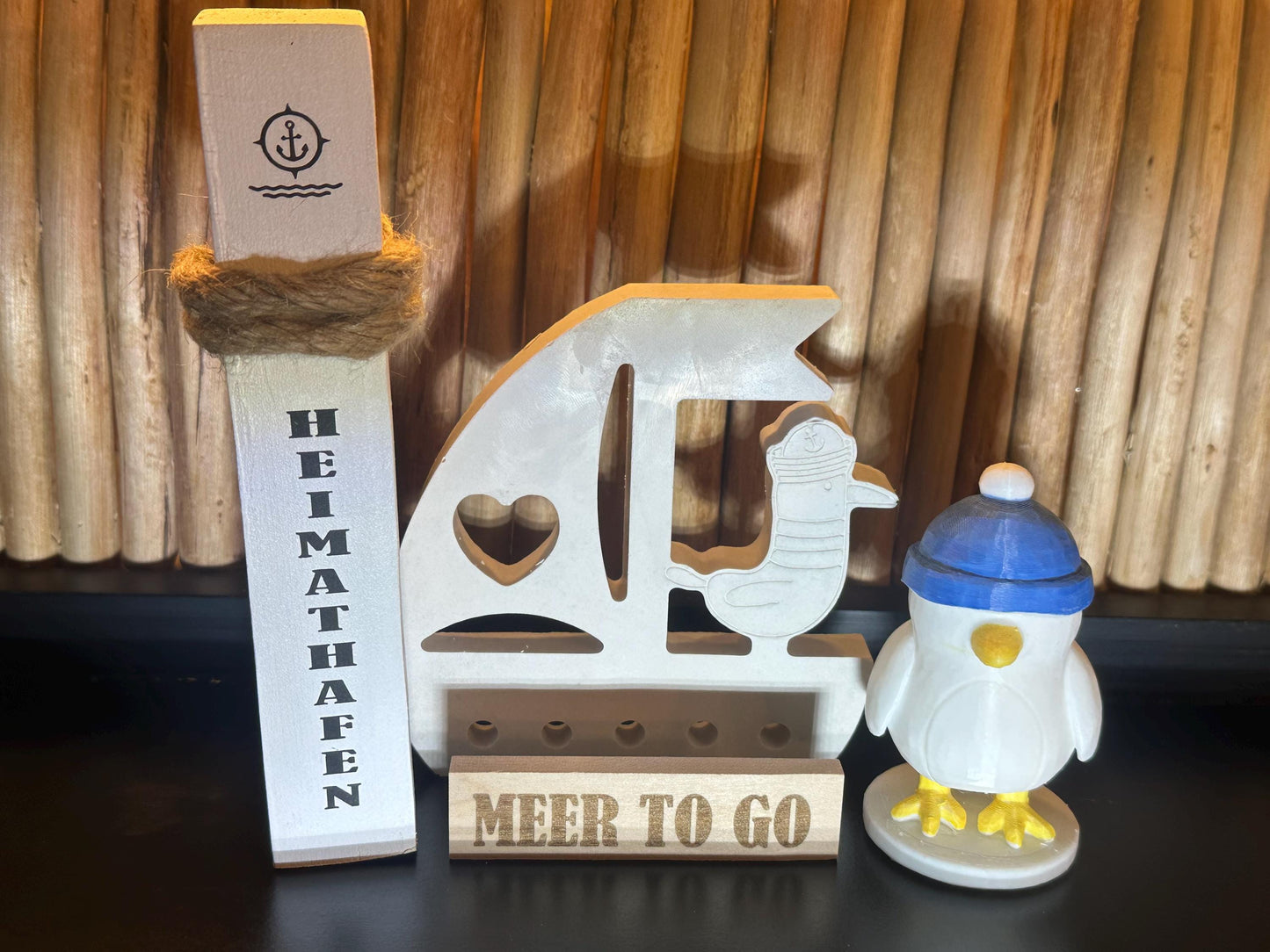 Meer to go Geschenkset „Heimathafen Boot“ | Maritimes Deko-Set (Mini-Poller + Boot + Möwe) | Geschenkidee Einzug, Hochzeit, Weihnachten