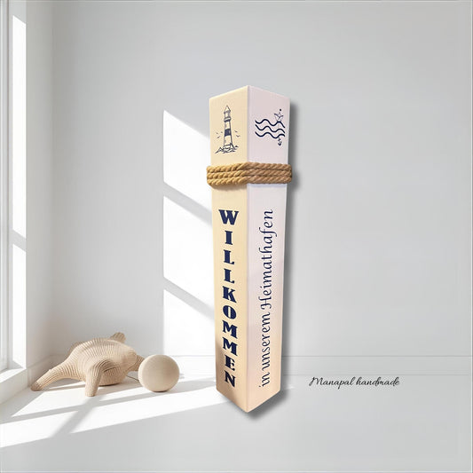 Willkommen Holzsäule 70 cm – personalisierbar mit Namen/Koordinaten usw. | Maritime Gartendeko, Geschenk Hochzeit & Einzug, Dekosäule