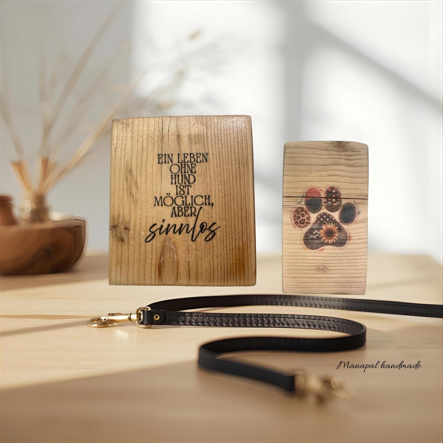 Rustikales Holzschild mit Hundespruch | Personalisiertes Geschenk mit Namen | Wanddeko 20x20cm | Handgemacht Hundeliebe