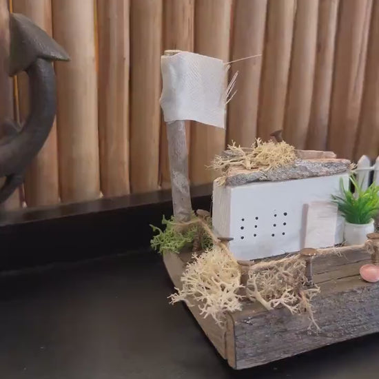 Handgemachtes Treibholz Küstendorf – Miniatur Häuser, Anker & Steuerrad | Geschenkidee Weihnachten, Regal und Strandhaus Deko